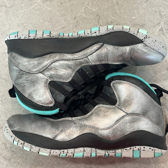 Jordan X Lady Liberty great shape - Picture 2 of 5